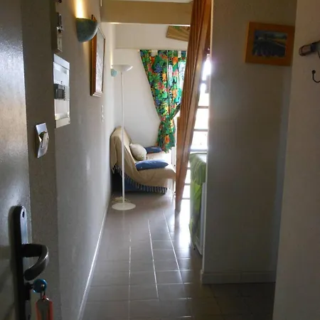 Appt 2 Pces Mez 40m2 + Terrasse 7m2 Ref 4009 Lejlighed *