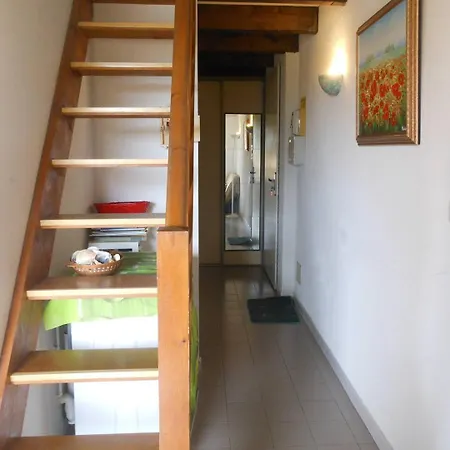 Appartement Appt 2 Pces Mez 40m2 + Terrasse 7m2 Ref 4009 *