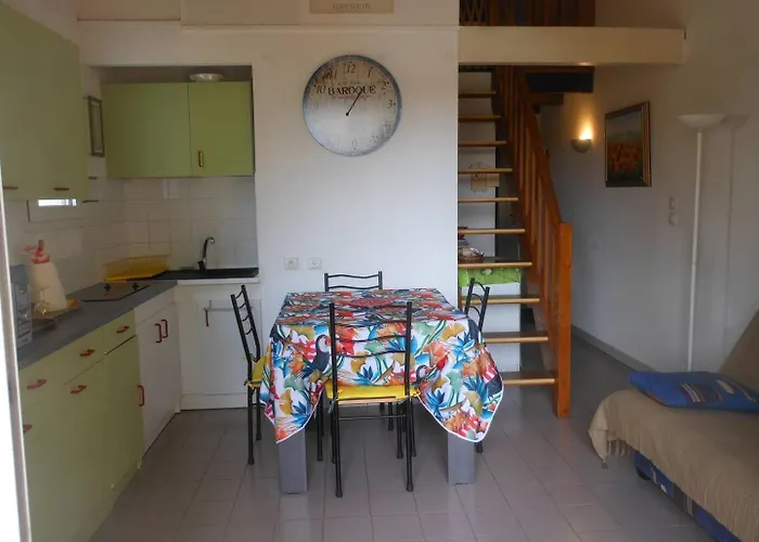 Appt 2 Pces Mez 40m2 + Terrasse 7m2 Ref 4009 * Le Castellas